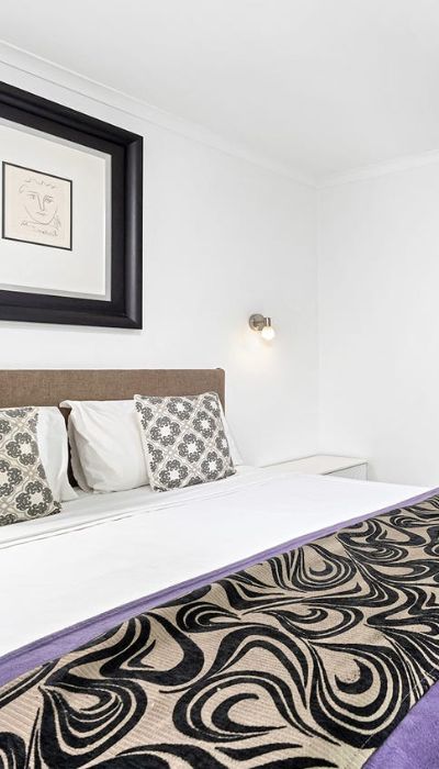 Affordable Accomodation Near Me Emerald Deluxe Room
