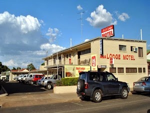 A&A Lodge Motel Emerald place picture